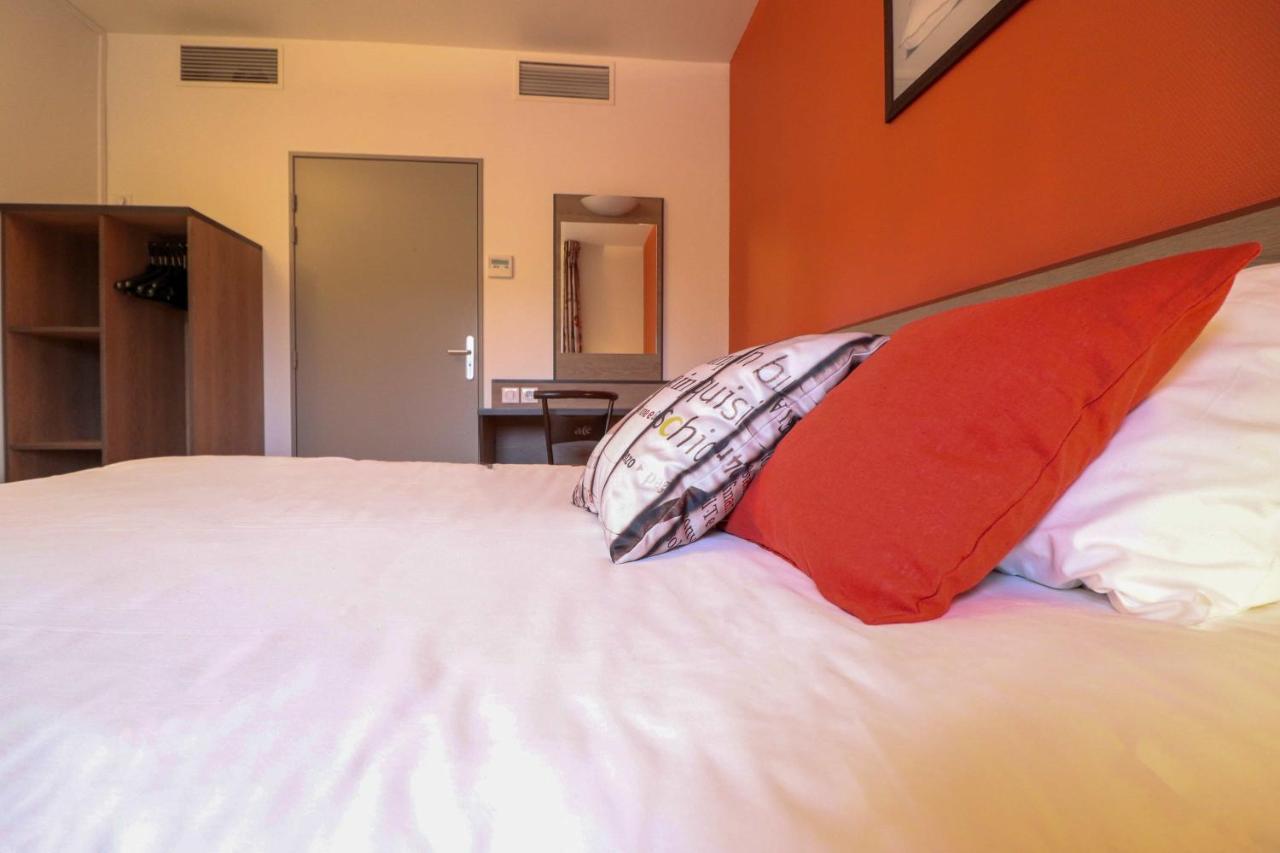 Ace Hotel Travel Athee Sur Cher Bagian luar foto